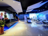 Starship Business Hotel