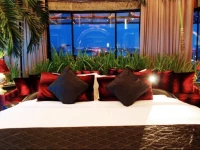 Angeles Beach Club Hotel