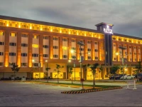 Royce Hotel & Casino