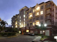 Bellini Suites at Presidio, Lakefront