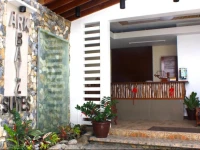 Ark Bayz Suites