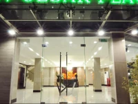 717 Cesar Place Hotel