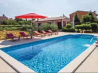 Orihi I Holiday Home