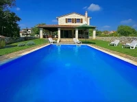 Danijeli Ixx Holiday Home