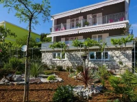 Diana Red Guest House