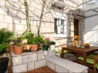 White Wave Guest House