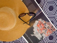 Art Suites Red & Blue