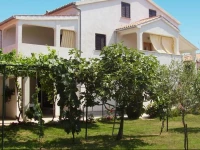 Valbandon 1 Holiday Home