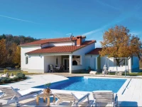 Grubine with Fireplace 12 Holiday Home