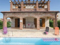 Four-Bedroom Holiday home Svetvincenat with a Fireplace 02