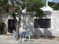 Milna 114 Holiday Home