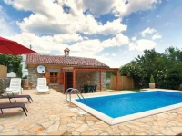 Faraguni II Holiday Home
