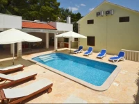 Prizba 1 Holiday Home