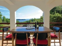 Prizba 43 Holiday Home