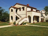 Dvorine Holiday Home