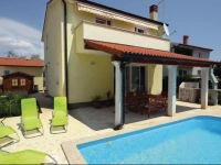 Novaki II Holiday Home