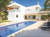 Pula 35 Holiday Home