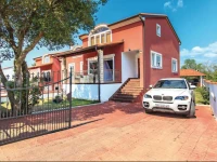 Santa Marina I Holiday Home