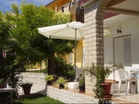 Lucija Guest House 3*