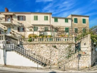 Alice 1007 Guest House