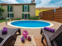 Zuzici VI Holiday Home