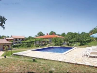 Becici Cr Holiday Home