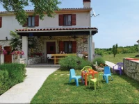 Breg Ivanovci Cr Holiday Home