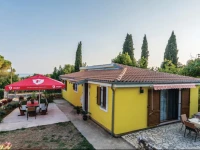 Cuvi 09 Holiday Home