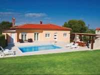 Stinjan Stinjanska cesta Holiday Home