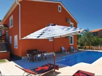 Valbandon Lavanda Holiday Home