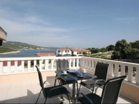 Four-Bedroom Holiday home Kanica with Sea View 05