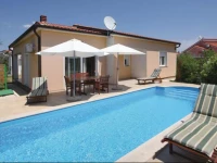 Novaki IV Holiday Home