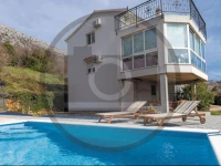 Solin with Fireplace 02 Holiday Home