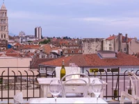 Procurator 7 Luxury Rooms