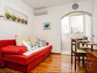 Cozy candy for holliday full of sun