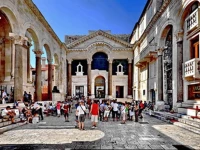 Inn The Heart Of The Palace