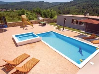 Srinjine with Sauna 290 Holiday Home