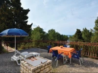 Stari Grad 376 Holiday Home