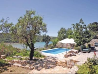 Kampor I Holiday Home