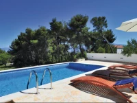 Sutivan 11 with Outdoor Swimmingpool Holiday Home