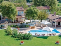 Mohori V Holiday Home