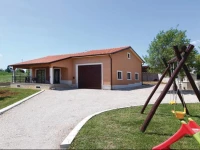 Tinjan 06 Holiday Home