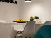 Tiramola Guest House