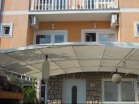 Berto Guest House 3*