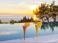 Finestra Holiday Home