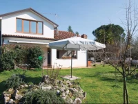 Umag 09 Holiday Home