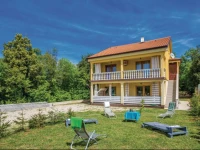 Milcetici 8 Holiday Home