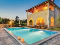 Turcic I Holiday Home