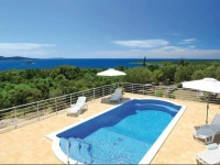 Pelegrin 58 Holiday Home