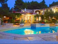 Villas Stone House Poplat